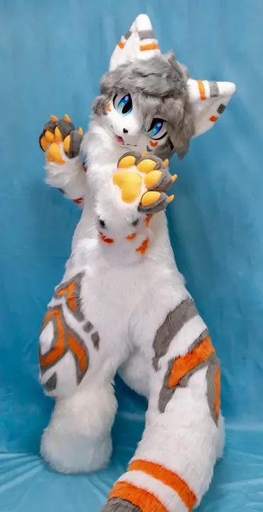 Amenote-Studio : ケモノ着ぐるみ制作スタジオ